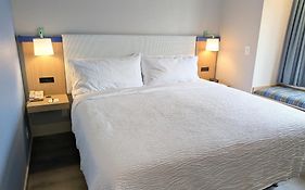 Greenville Pelham Inn By Ihg